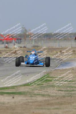 media/Oct-25-2025-CalClub SCCA (Sat) [[34c778dfbe]]/Group 3/Qualifying/
